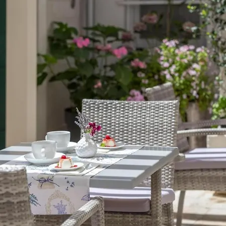 Balatura The Fine Bed & Breakfast 4*