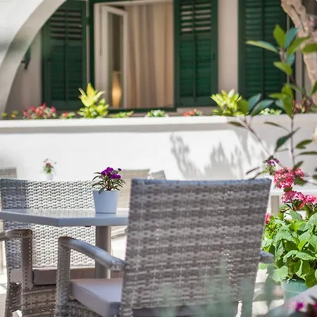 Panzió Balatura The Fine Split