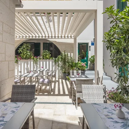 Bed and breakfast Balatura The Fine