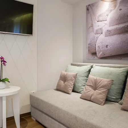 Balatura The Fine Bed and breakfast 4*