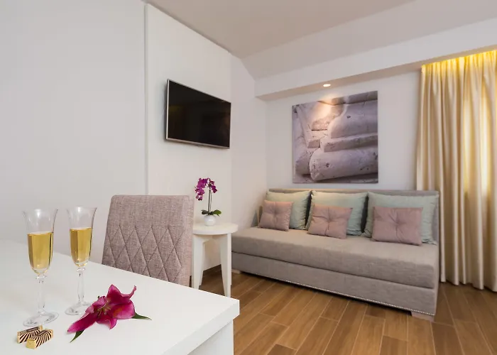 Balatura The Fine Bed & Breakfast 4*