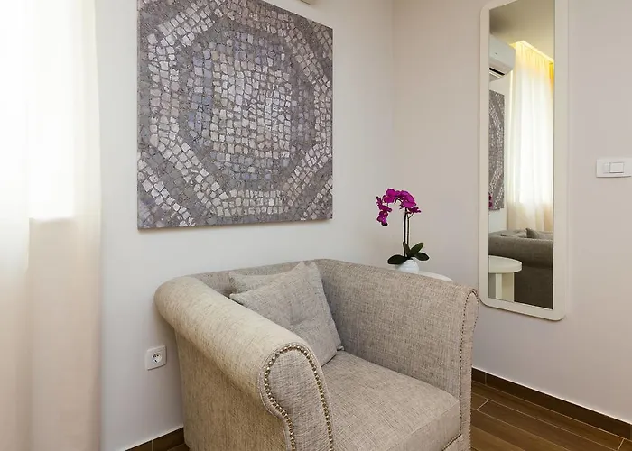 Balatura The Fine Bed & Breakfast