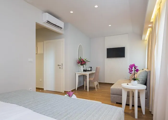 Balatura The Fine Split